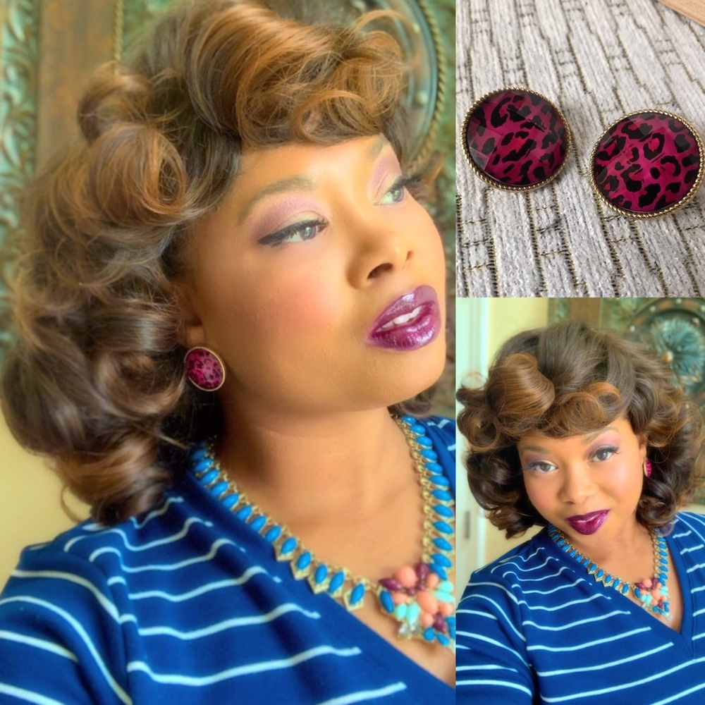 “Pink Panther” Button Earrings - Picture 1 of 6